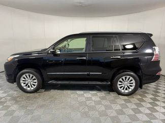 Used 2018 Lexus GX 460 Premium w/ Premium Package AWD/4WD video 3