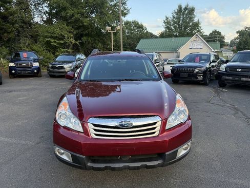 Used 2012 Subaru Outback 2.5i Premium AWD/4WD image 2