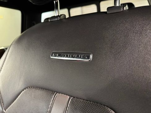 Used 2016 Ford F150 Platinum w/ Equipment Group 701A Luxury AWD/4WD image 28