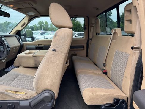 Used 2011 Ford F250 XLT w/ XTR Plus Pkg RWD image 16