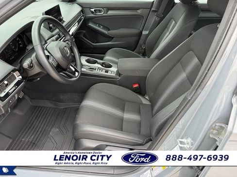 Used 2025 Honda Civic Sport image 10