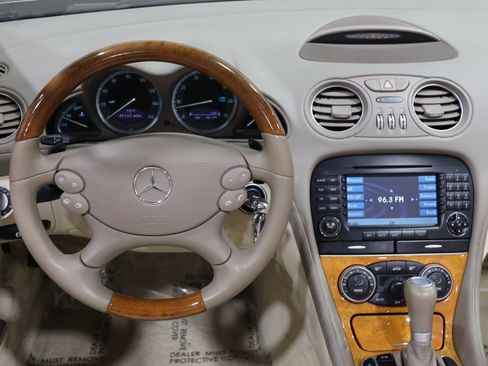 Used 2007 Mercedes-Benz SL 550 image 45