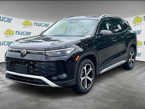 New 2025 Volkswagen Tiguan SE image 4