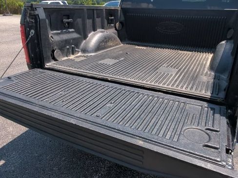 Used 2015 Ford F150 XLT w/ Equipment Group 301A Mid AWD/4WD image 32
