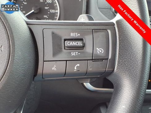 Used 2024 Nissan Rogue S image 21