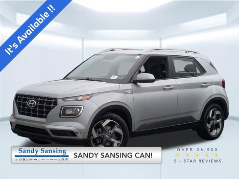 Used 2023 Hyundai Venue SEL FWD image 1