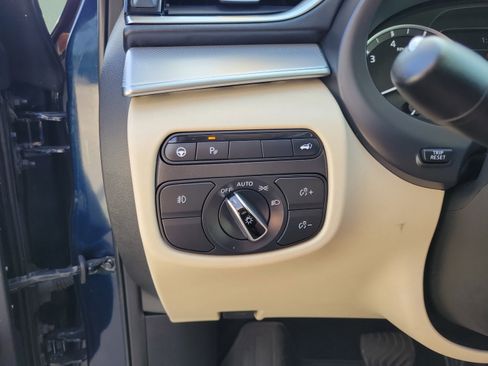 Used 2021 INFINITI QX50 Luxe FWD image 23