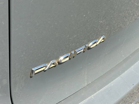 Used 2021 Chrysler Pacifica Limited w/ Premium & Safety Sphere Group AWD/4WD image 7