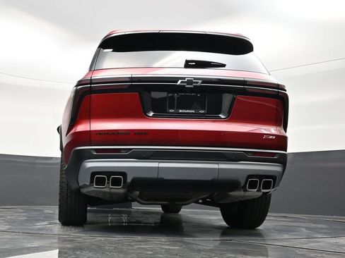 Used 2025 Chevrolet Traverse Z71 w/ Enhanced Driving Package image 24