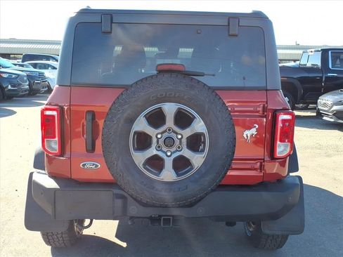 Used 2022 Ford Bronco Big Bend image 4