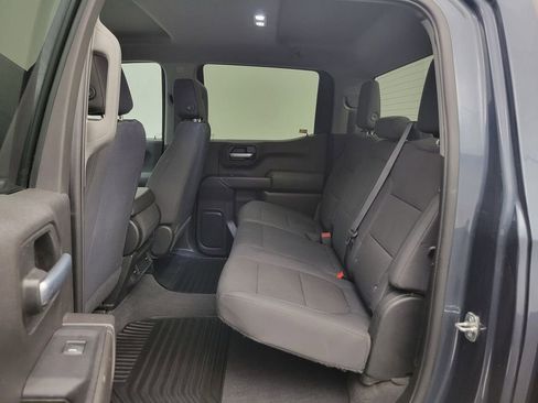 Used 2020 Chevrolet Silverado 1500 Custom w/ Custom Value Package image 13