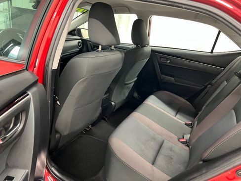 Used 2017 Toyota Corolla LE w/ Body Protection Package FWD image 9