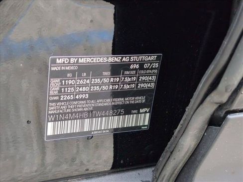 Used 2026 Mercedes-Benz GLB 250 4MATIC image 28