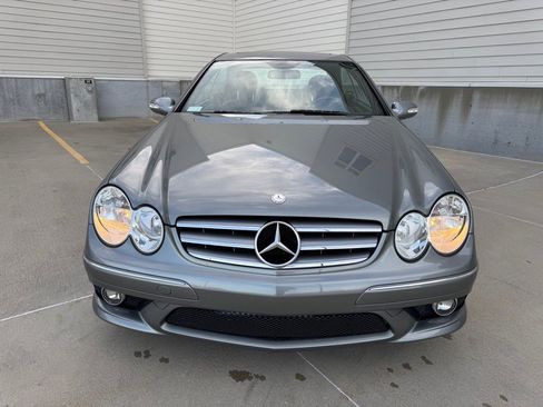 Used 2009 Mercedes-Benz CLK 350 Coupe image 8