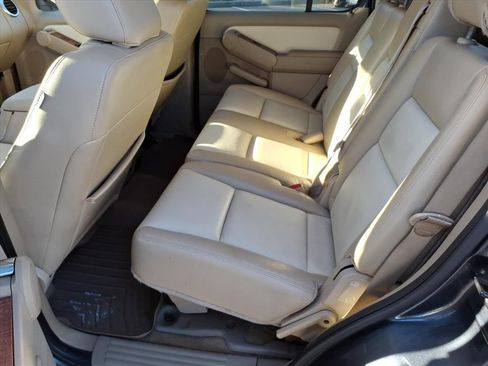 Used 2010 Ford Explorer Eddie Bauer image 15