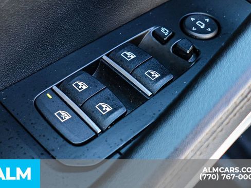 Used 2023 BMW X6 xDrive40i w/ M Sport Package image 55