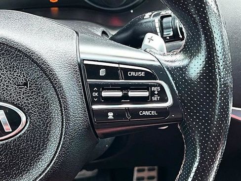 Used 2021 Kia Stinger GT2 RWD image 30