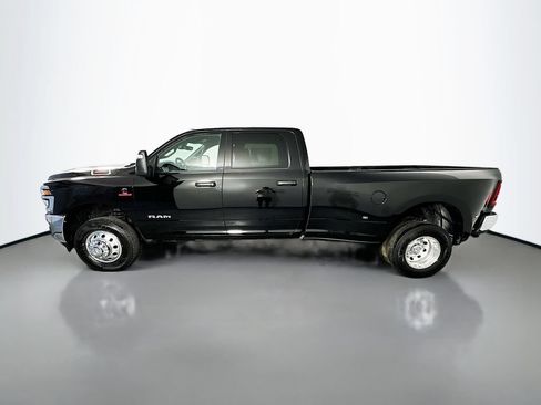 New 2026 RAM 3500 Big Horn AWD/4WD image 4