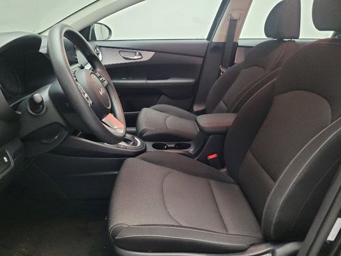 Used 2024 Kia Forte LXS image 17