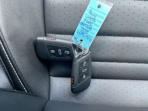 Used 2022 Volkswagen Jetta SE image 23