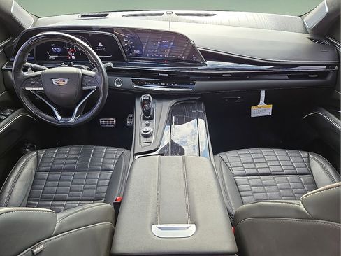 Used 2024 Cadillac Escalade V w/ Heavy-Duty Trailer Package image 17