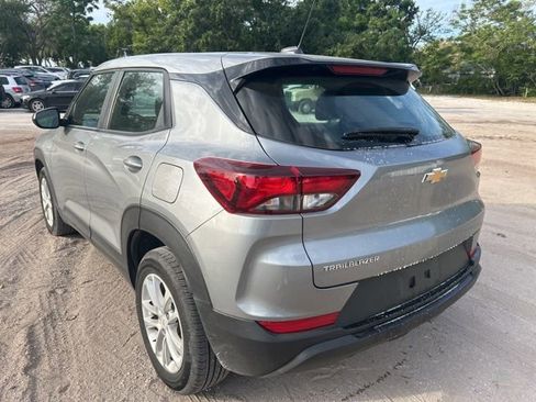 Used 2024 Chevrolet TrailBlazer LS image 3
