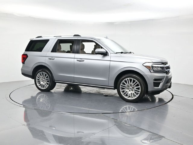 Certified 2024 Ford Expedition Limited RWD image 3