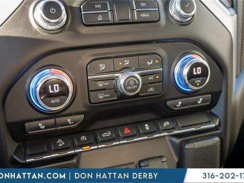 Used 2021 GMC Sierra 1500 SLT w/ X31 Off-Road Package image 10