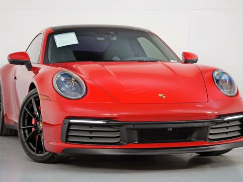 Used 2024 Porsche 911 Carrera S w/ Sport Package image 4