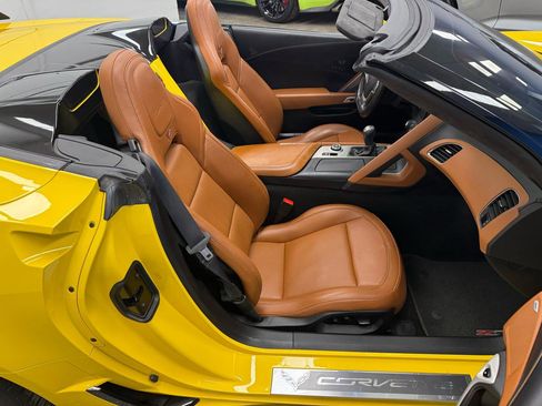 Used 2019 Chevrolet Corvette Z06 image 17