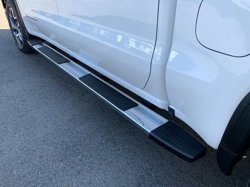 New 2026 GMC Sierra 1500 SLT w/ SLT Premium Plus Package image 10