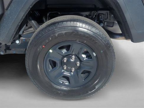 New 2026 Jeep Gladiator Sport image 7