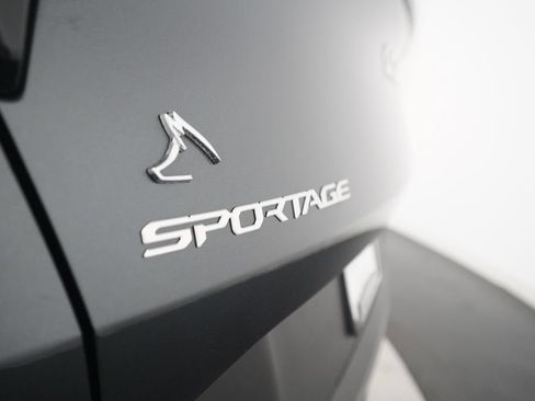 Used 2023 Kia Sportage X-Line w/ X-Line Premium Package AWD/4WD image 34