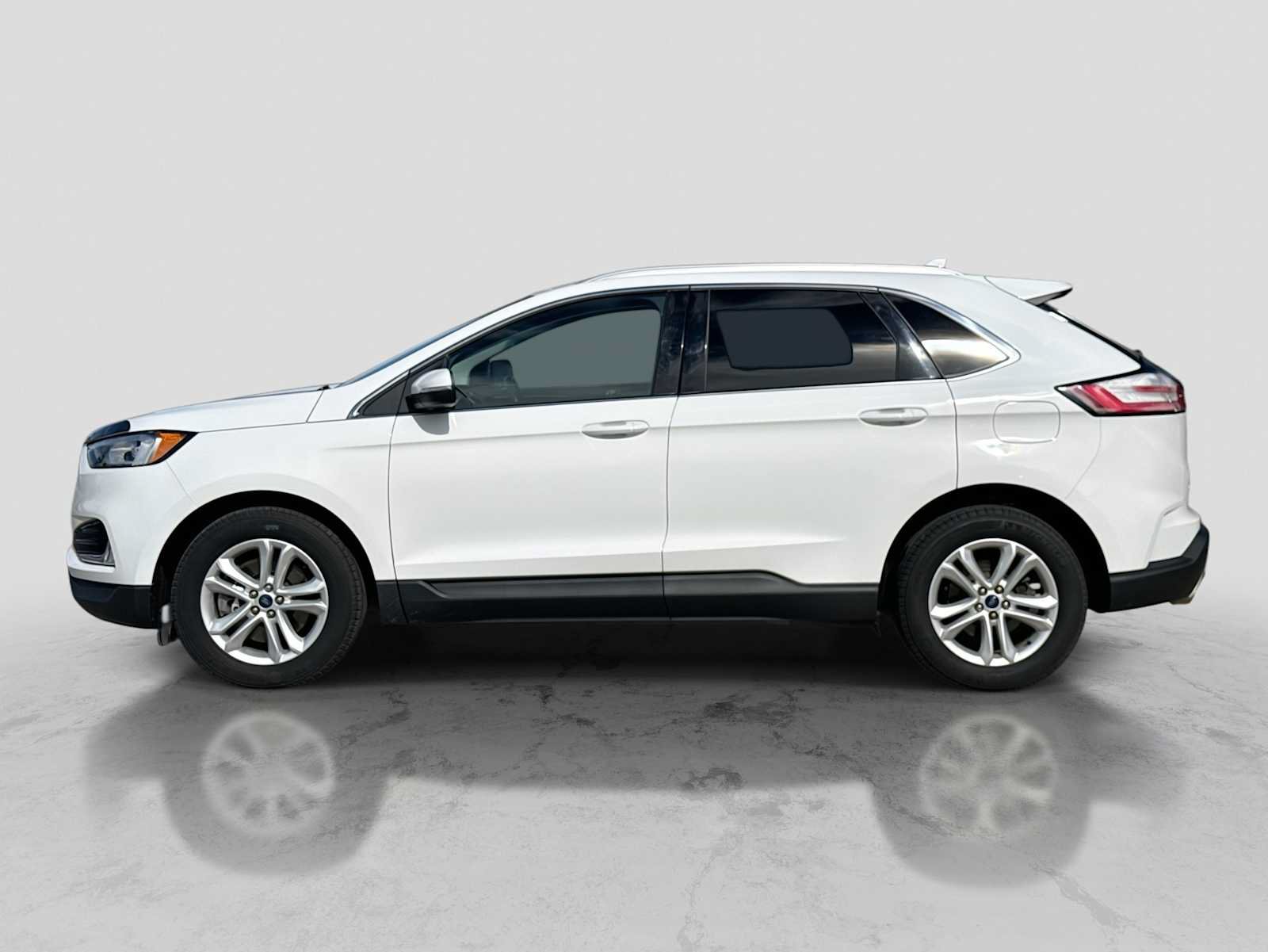 Used 2020 Ford Edge SEL w/ Convenience Package AWD/4WD image 3