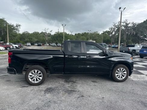 Used 2019 Chevrolet Silverado 1500 Custom w/ Custom Value Package RWD image 6