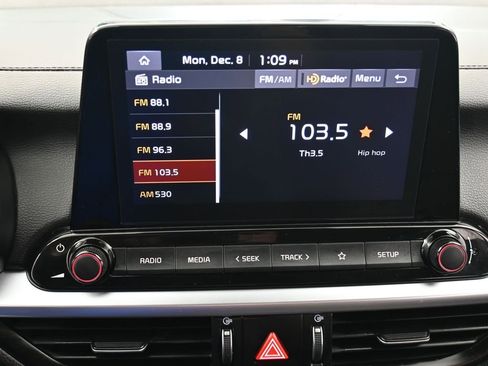 Used 2023 Kia Forte LXS w/ LXS Technology Package image 21