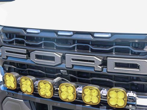 Used 2025 Ford F150 Raptor AWD/4WD image 11