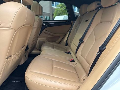 Used 2018 Porsche Macan S AWD/4WD image 22