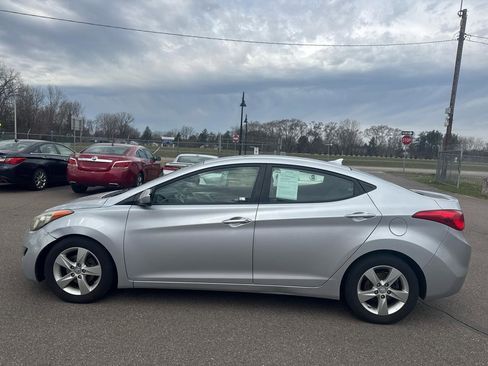 Used 2012 Hyundai Elantra GLS w/ Preferred Pkg 3 image 8