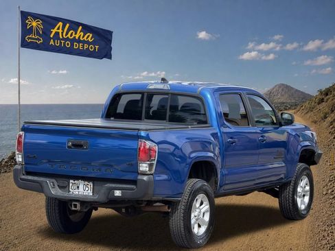 Used 2016 Toyota Tacoma SR5 AWD/4WD image 5