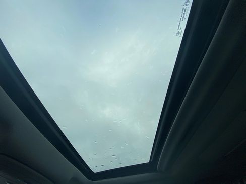 Used 2018 Chevrolet Tahoe Premier image 6