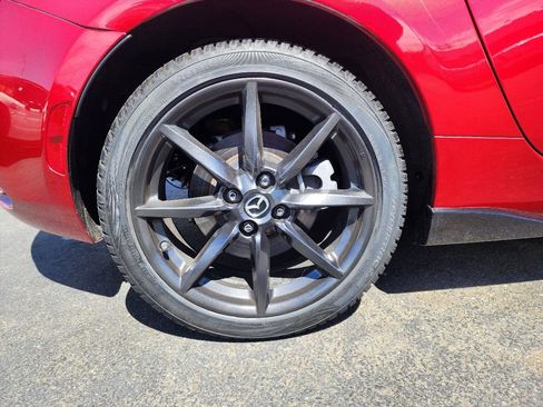 Used 2016 MAZDA MX-5 Miata Club RWD image 37