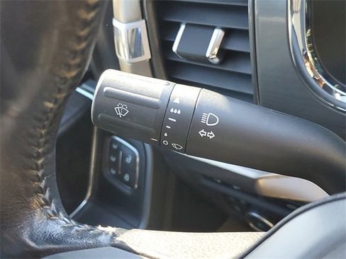 Used 2022 Ford F150 Lariat w/ Equipment Group 501A Mid image 17