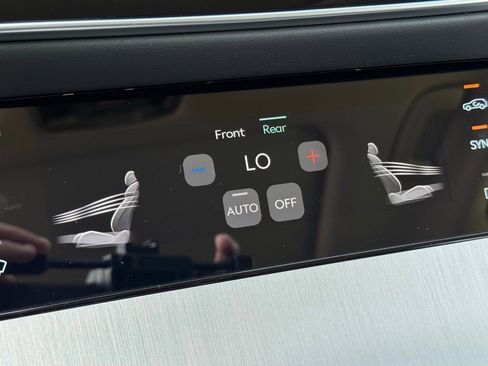 New 2026 Genesis GV70 2.5T Select image 35