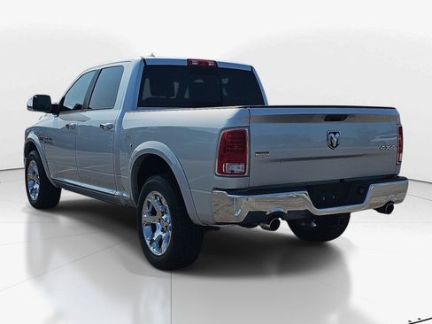 Used 2016 RAM 1500 Laramie AWD/4WD image 6