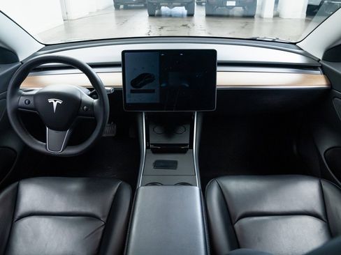 Used 2019 Tesla Model 3 Long Range image 9