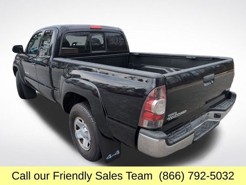 Used 2013 Toyota Tacoma 4x4 Access Cab w/ SR5 Pkg image 3