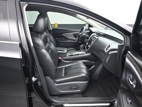 Used 2022 Nissan Murano SV FWD image 37