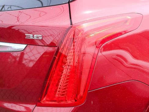 Used 2019 Cadillac XT5 Luxury image 9