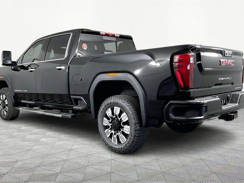New 2026 GMC Sierra 2500 Denali w/ Denali Reserve Package image 4